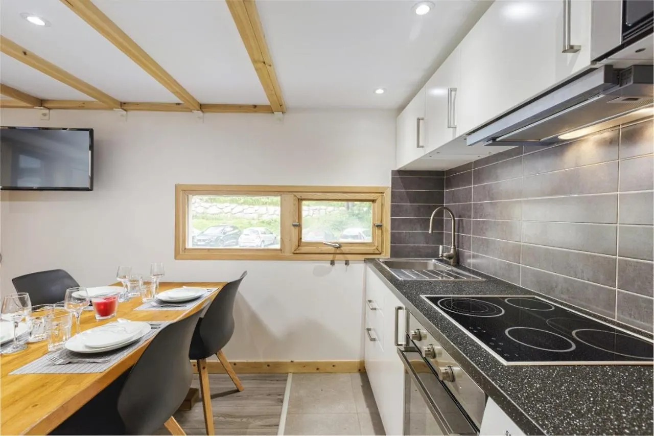 Appartement Grand Roc C - Modern Apart 2Br Close To Grand Montets Lift - By Cozee Rentals Chamonix